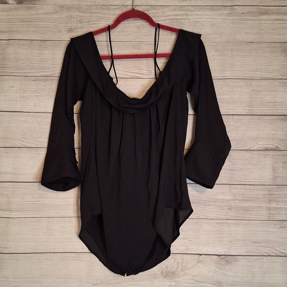 Free People Off‎ The Shoulders Top - Picture 4 of 4